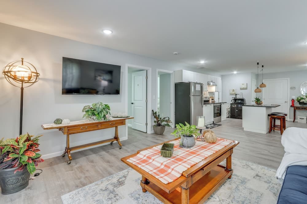 2 Mi to Beach, Shared Yard Space: West Haven Apt!