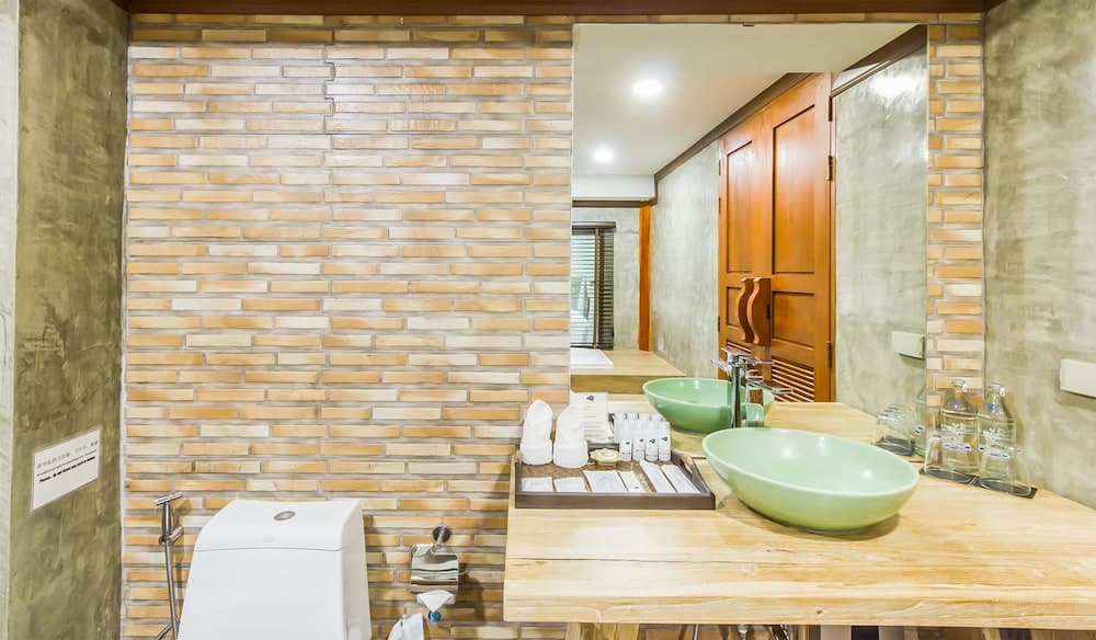 The Chaya Resort And Spa Chiang Mai