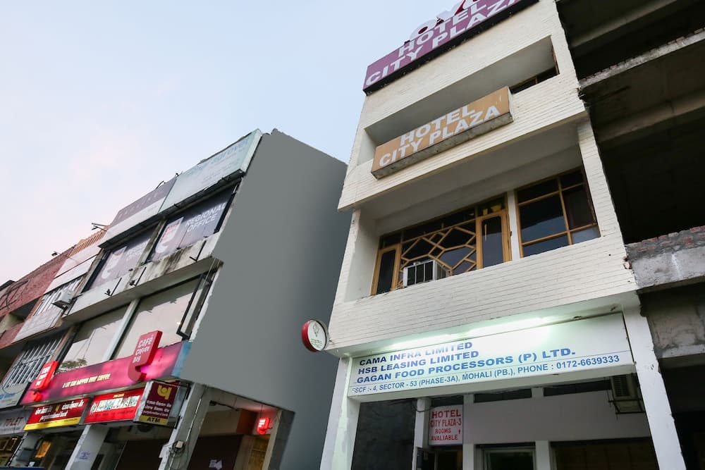 OYO 4601 City Plaza