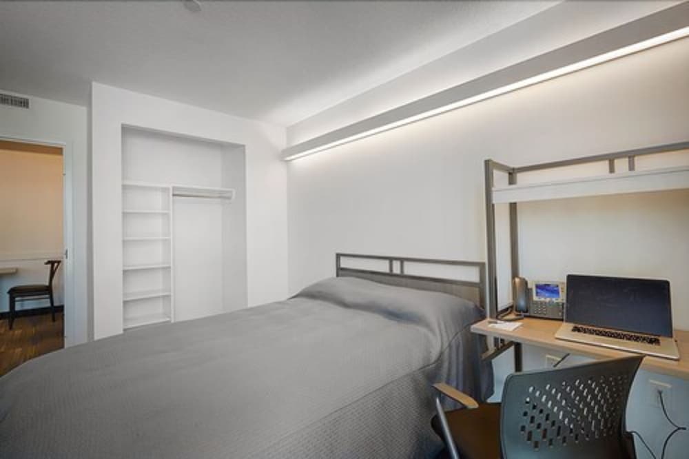 Residence & Conference Centre Toronto Downtown George Brown Polytechnic Campus Accommodation