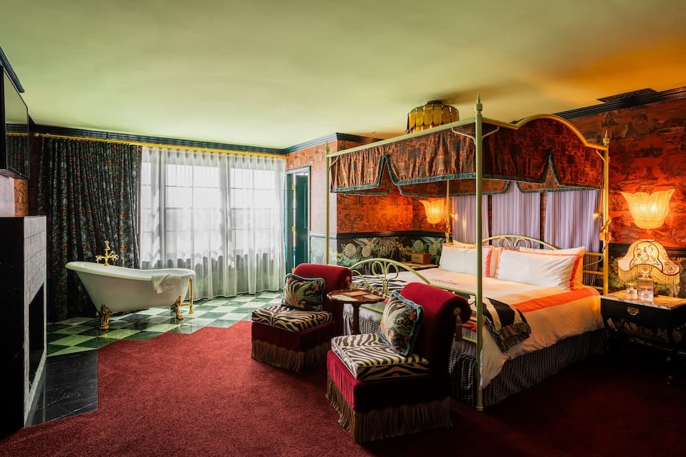 hotel room