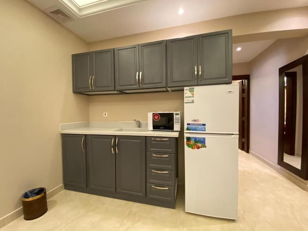 Fakhamat Al Dyafah Serviced Apartment