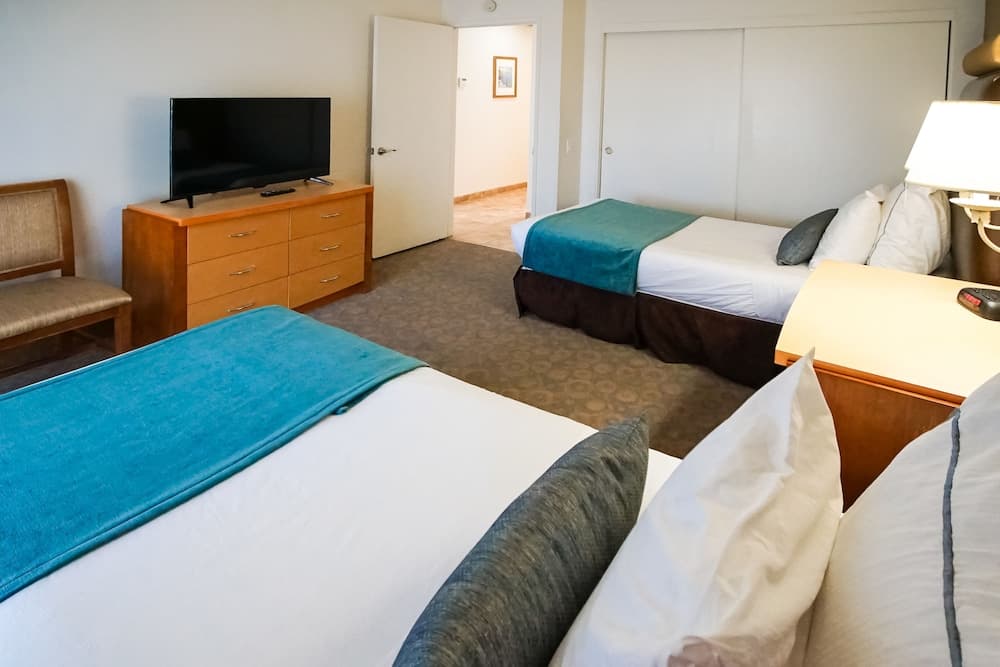 Desert Breezes Resort