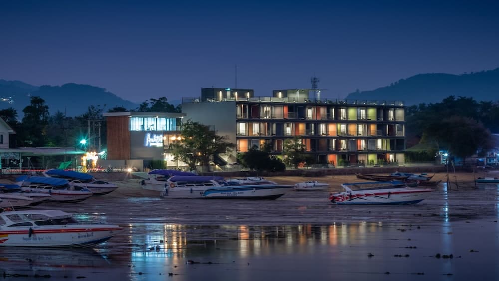 Arch39 Phuket Beach Front