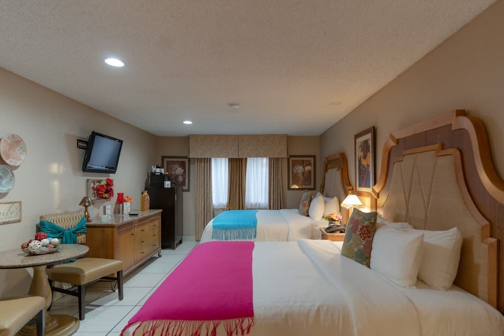 Hotel Baja San Diego - A Boutique Hotel