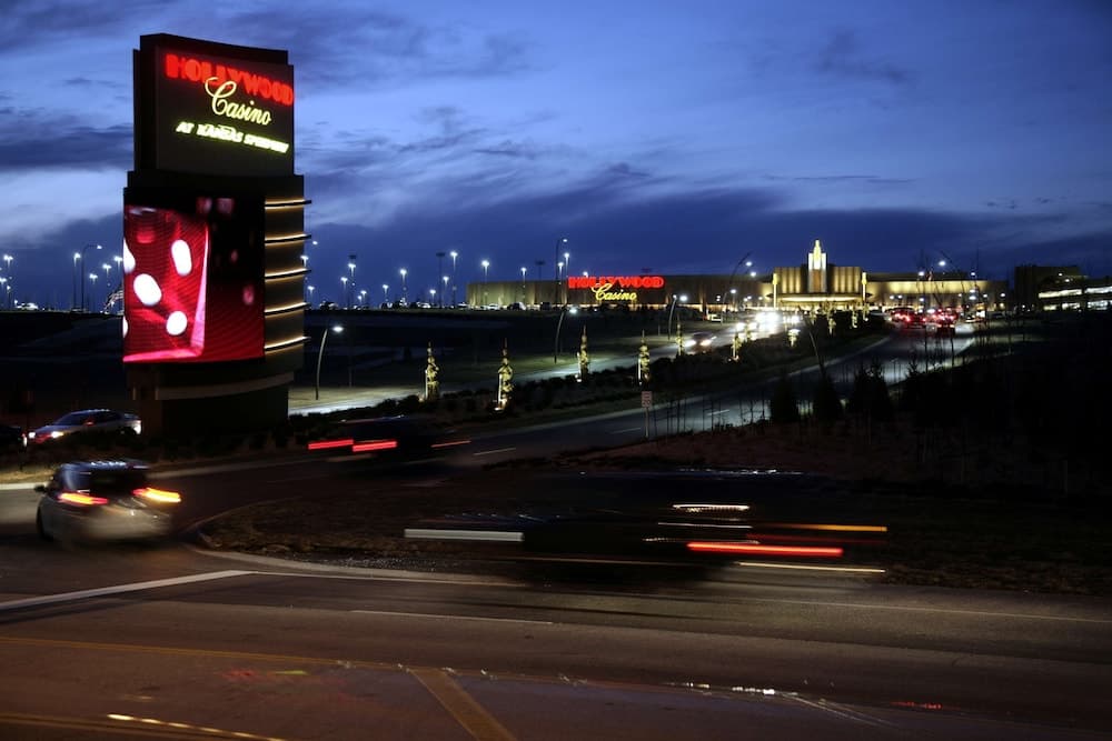 Best Western Plus KC Speedway Inn & Suites
