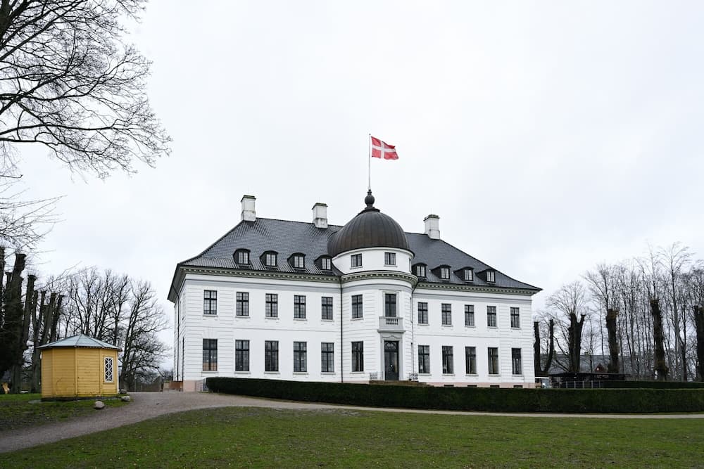 Newly-renovated 2-bedroom Apartment in Charlottenlund