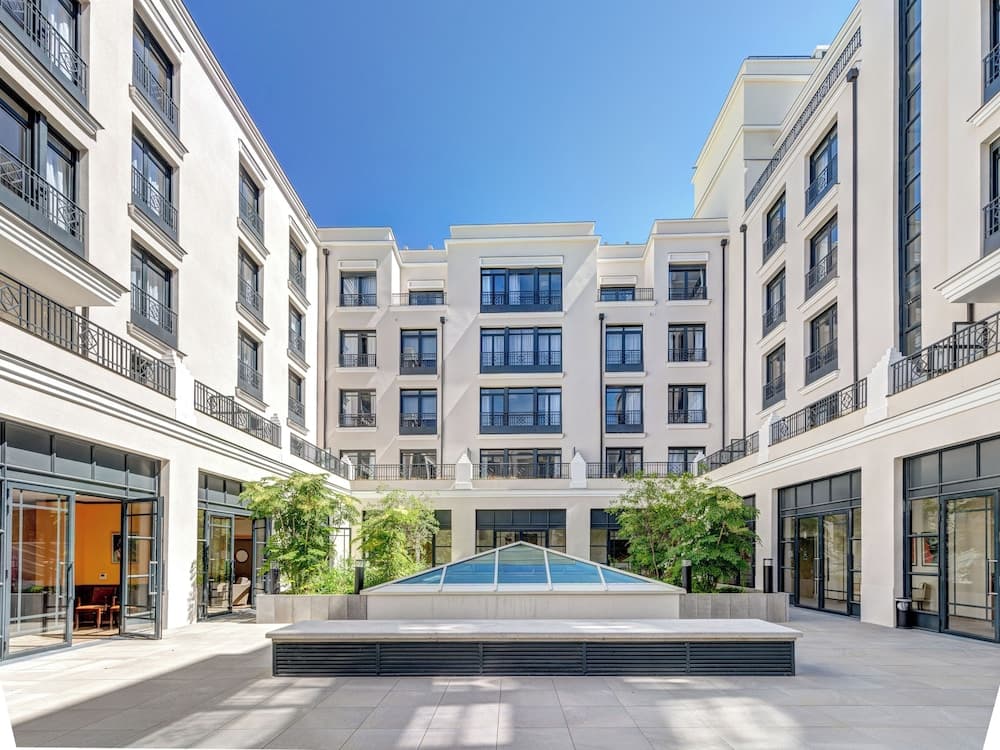 Quality Suites Val d'Europe