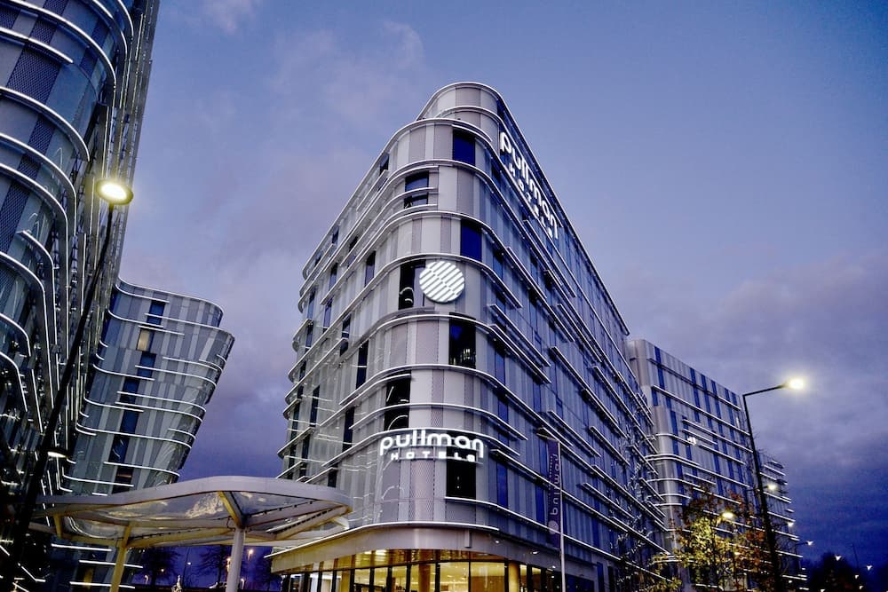 Radisson Blu CDG Airport Terminal Hotel, Paris