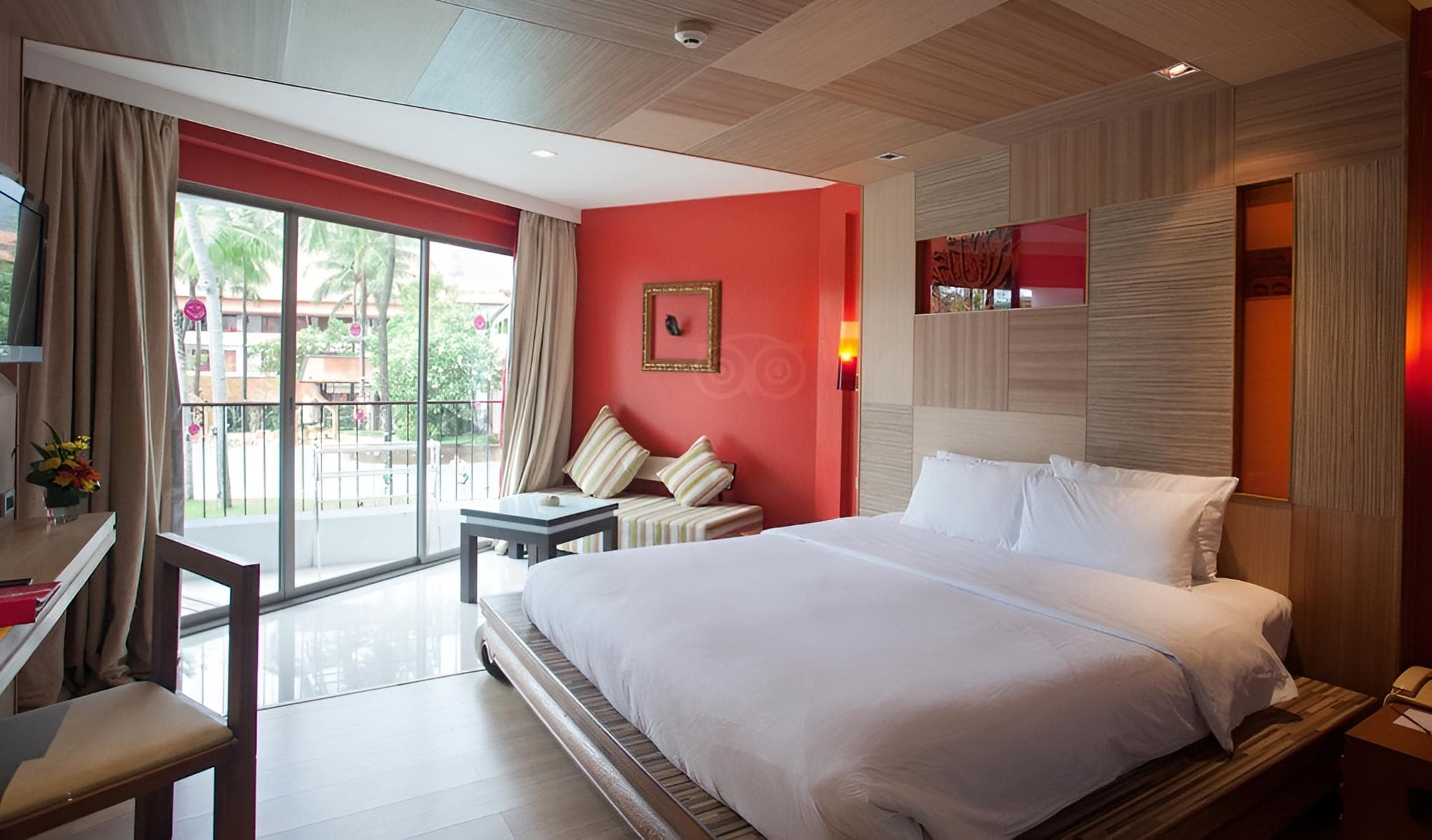 Patong Beach Hotel