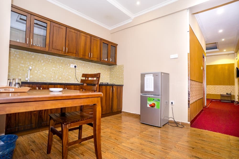 Al Manaal Residency