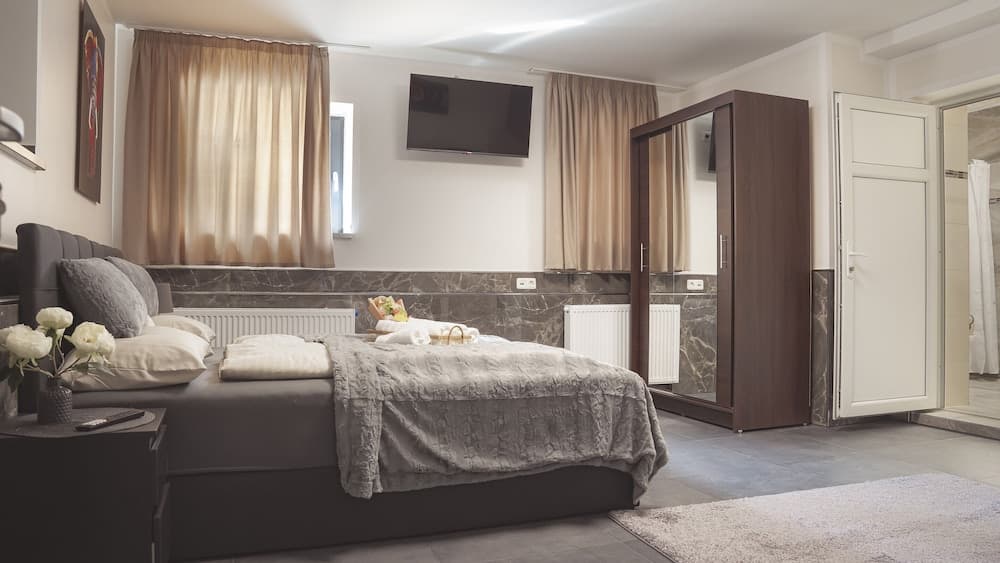 Amir Deluxe Motel