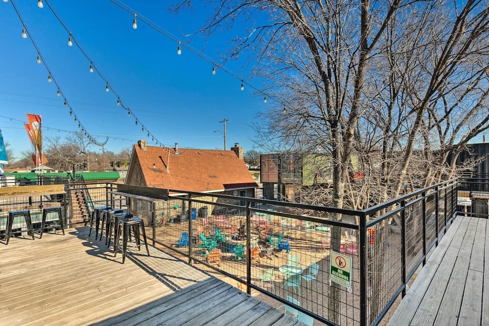 Pet-friendly Wichita Home w/ Deck, Near Dtwn