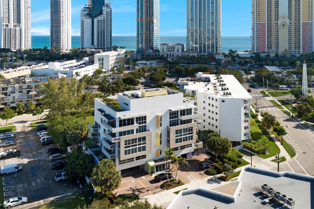 Roami at Sunny Isles