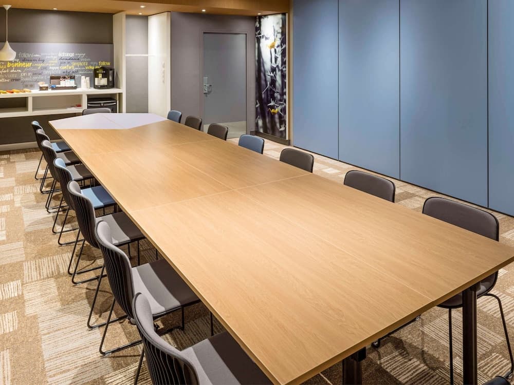 meeting & event spaces