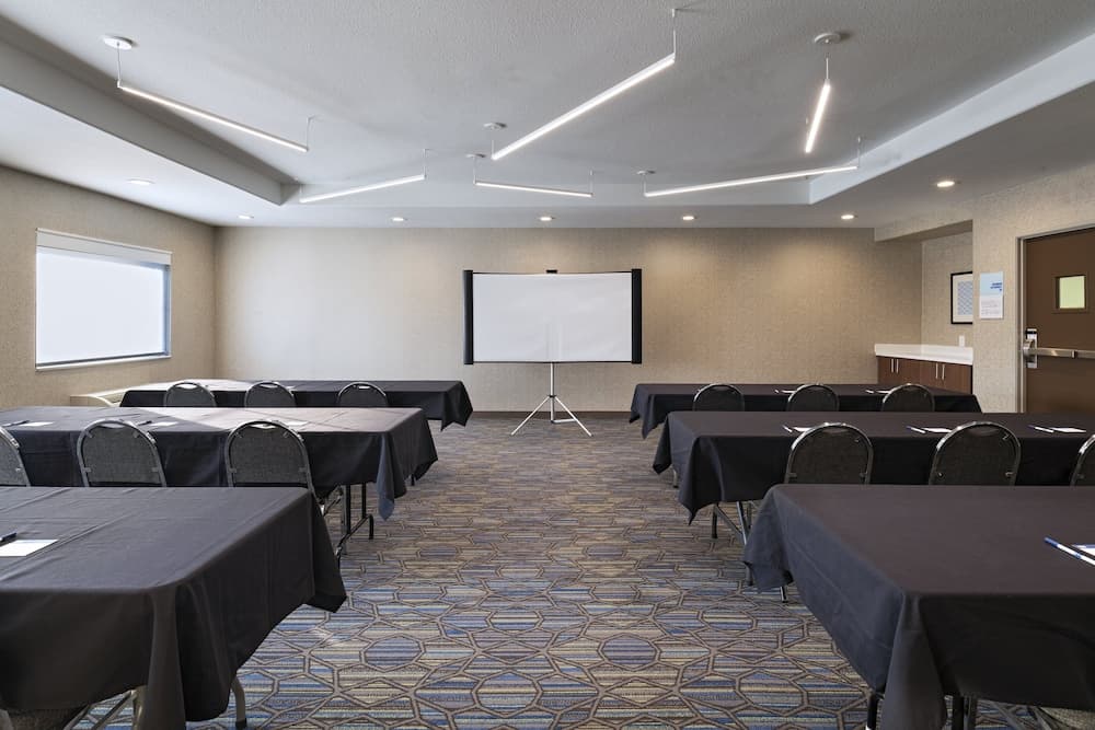 Holiday Inn Express Hotel & Suites Cedar Park by IHG