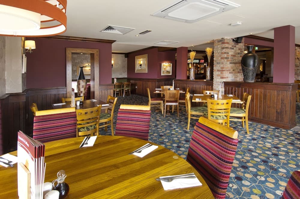 Premier Inn Bedford South - A421