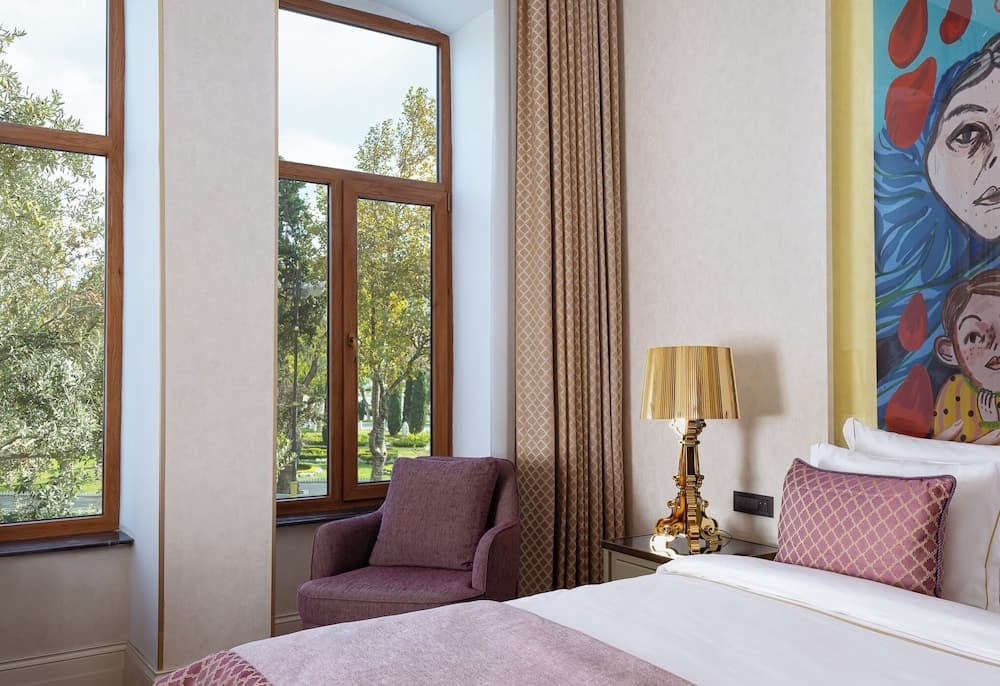 Art Gallery Hotel
