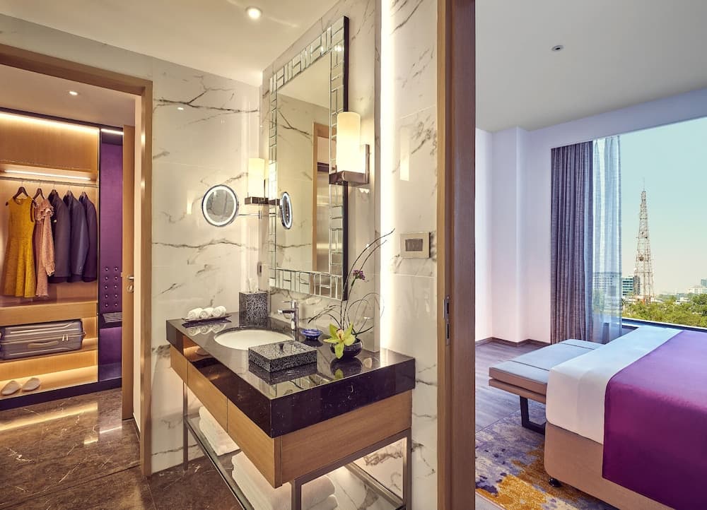 Vivanta Navi Mumbai Turbhe
