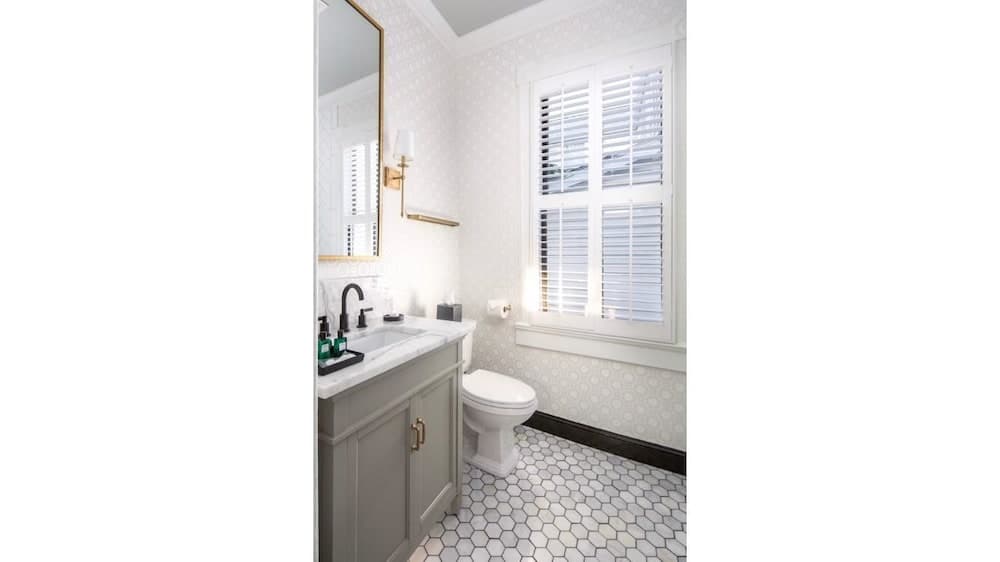 154 ABC Spring Street - 7 BR / 5 BA Holiday home 7