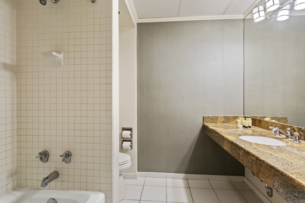 The Lafayette New Orleans By Kasa Living