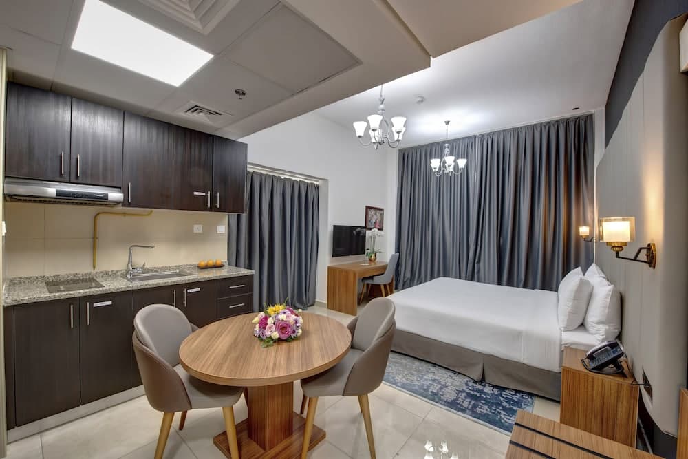Regency Luxury Suites
