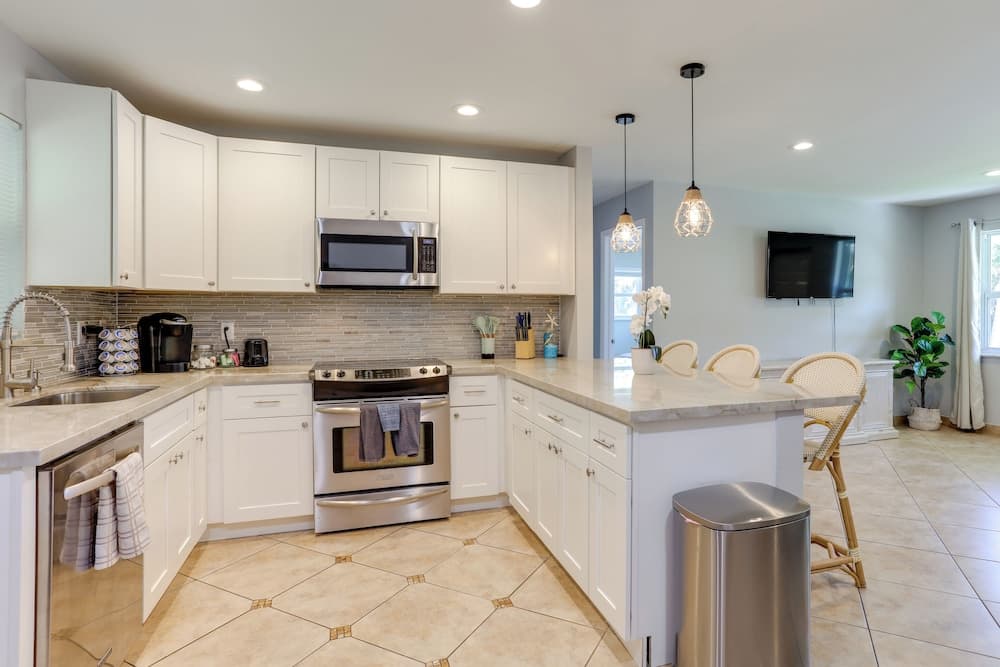 2 Mi to Swim & Shop: Updated North Palm Beach Home