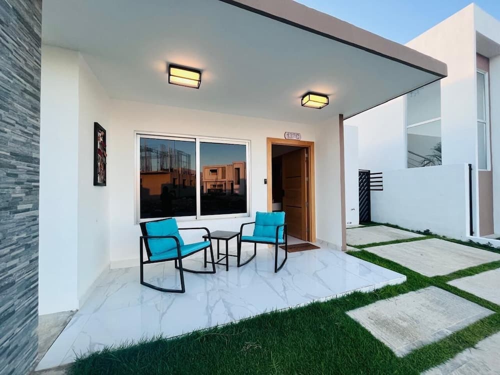 4BR 14 pax Twin Villa-Bbq & private pool