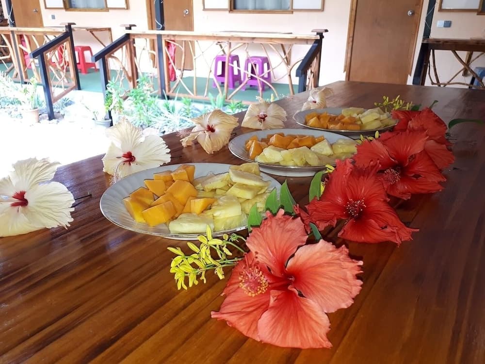 MOOREA VAIARE LODGE