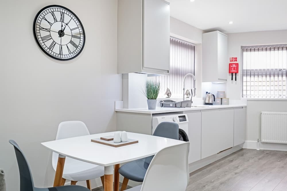 Crown Place 2 & 3 Bedroom Luxury Apts
