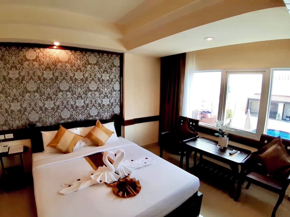 Boutique City And Bravo Hotel Pattaya