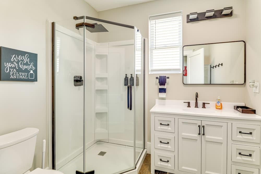 14 Mi to St Louis: Dog-friendly Columbia Home