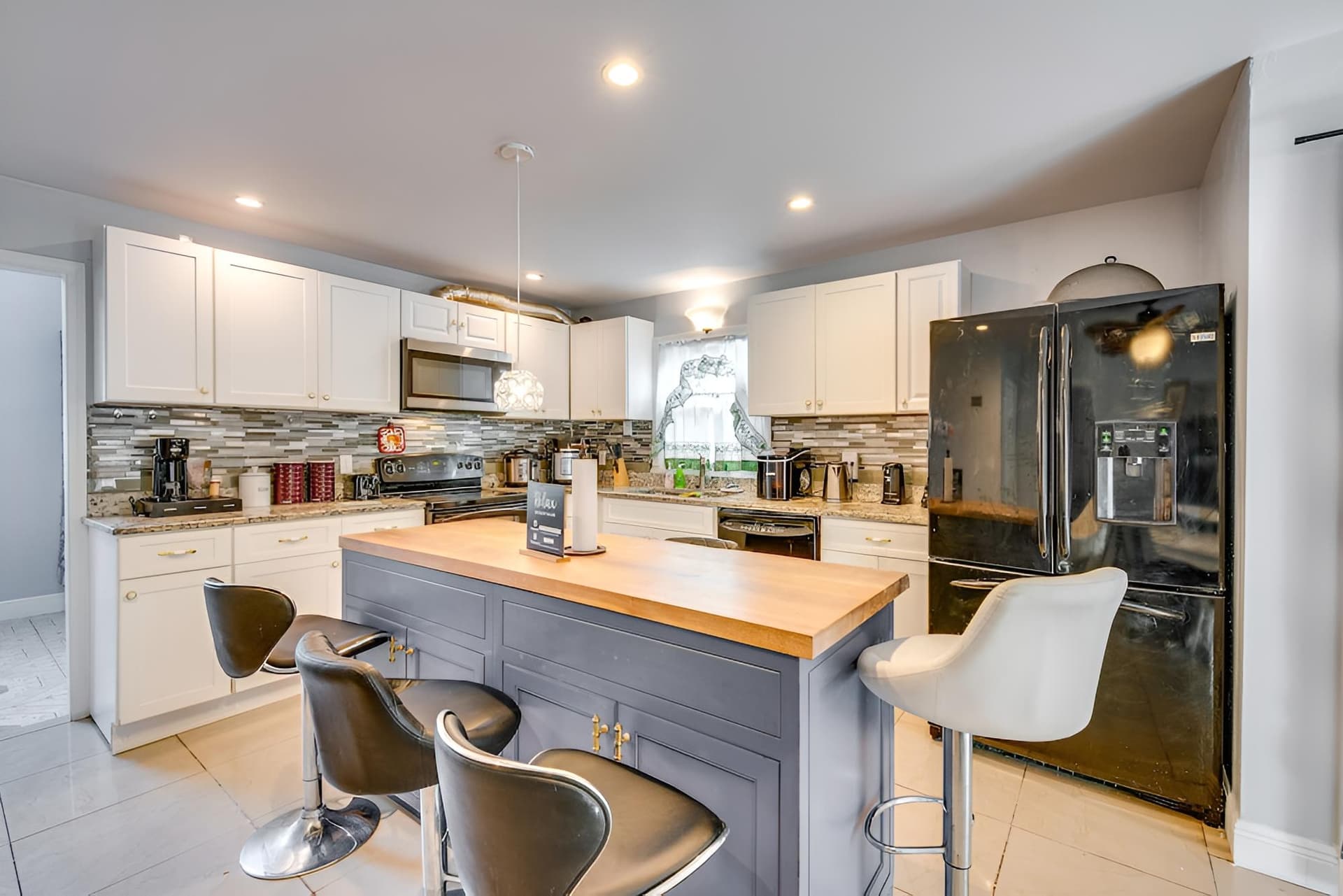 Lawrenceville Home ~ 35 Mi to Downtown Atlanta!