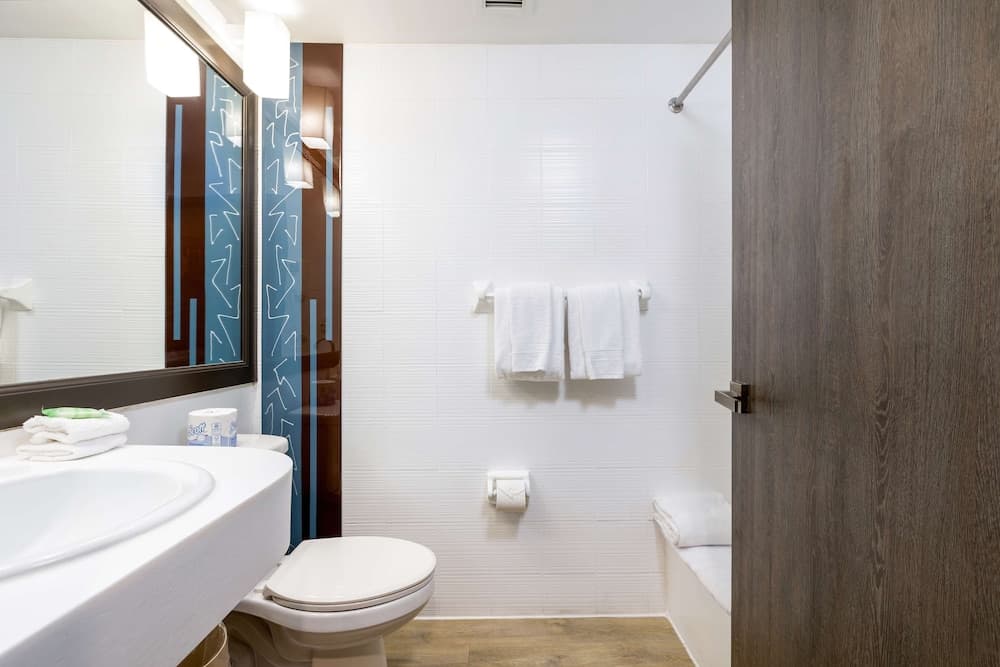 Regency Miami Airport by Sonesta
