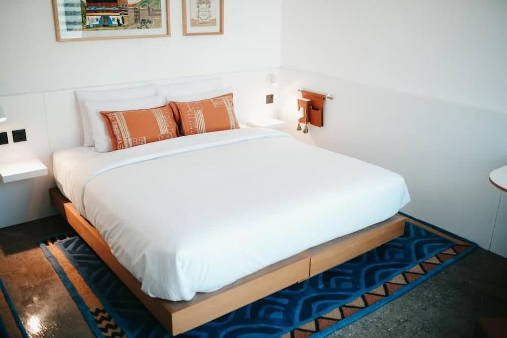 Shada Hotels Jumeirah Gardens
