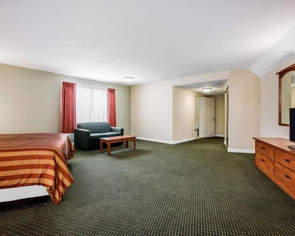 Hotel Avenida, San Clemente Beach