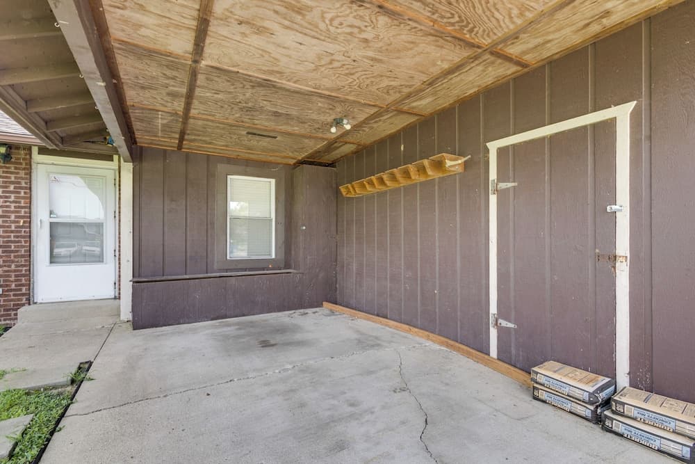 12 Mi to St Louis: Pet-friendly Metro East Home