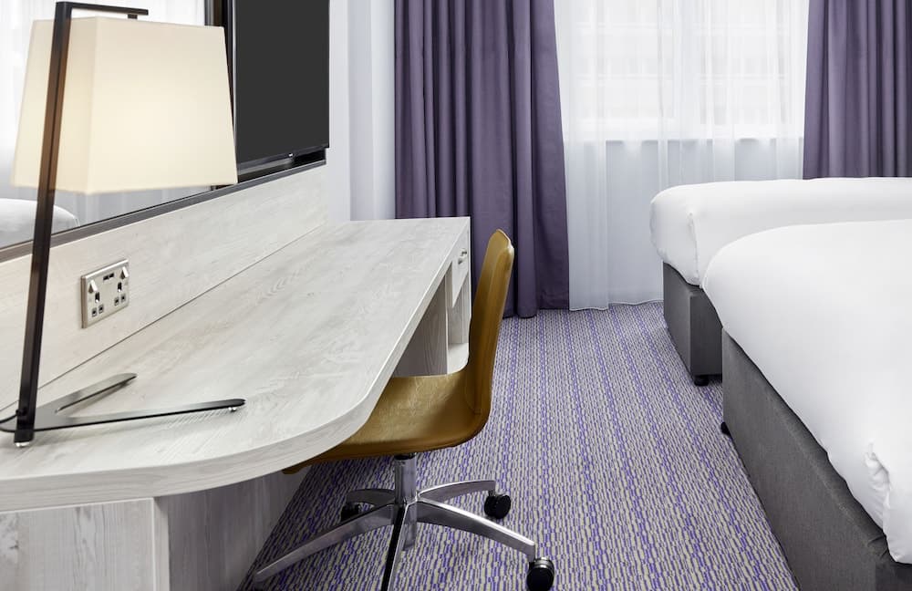 Leonardo Hotel Swindon