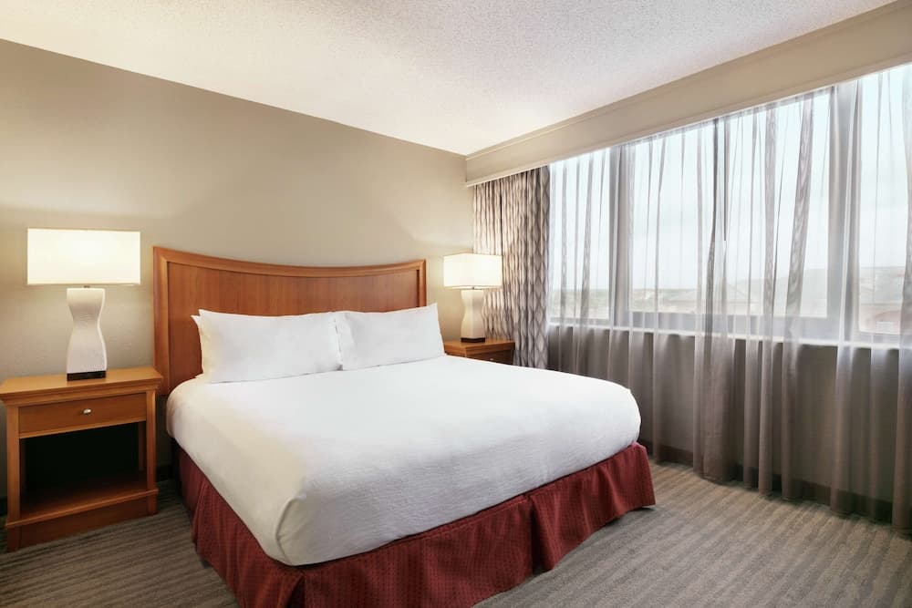 Embassy Suites by Hilton Orlando International Dr ICON Park