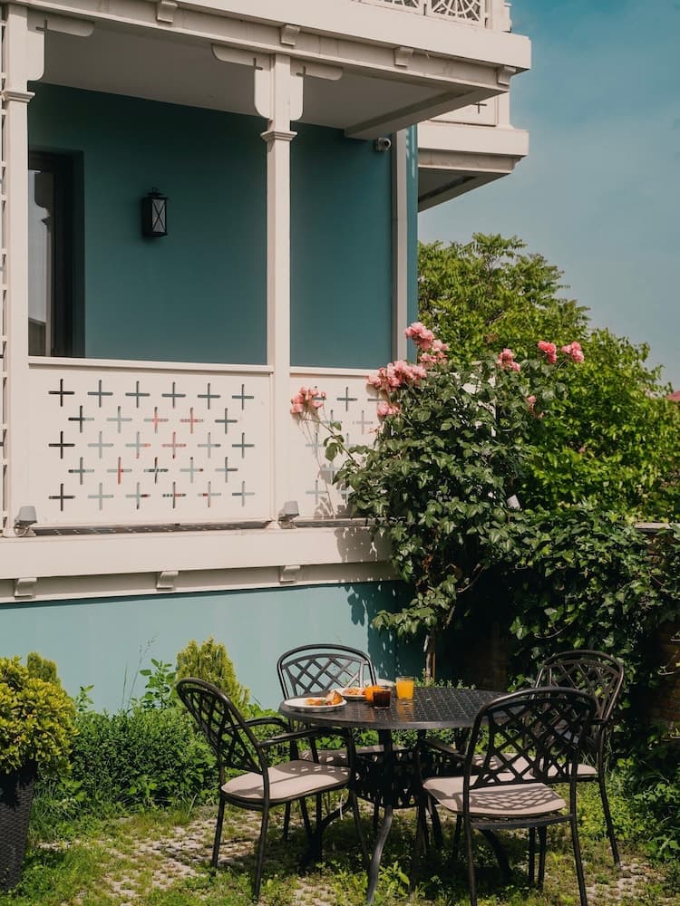 Amante Narikala Hotel