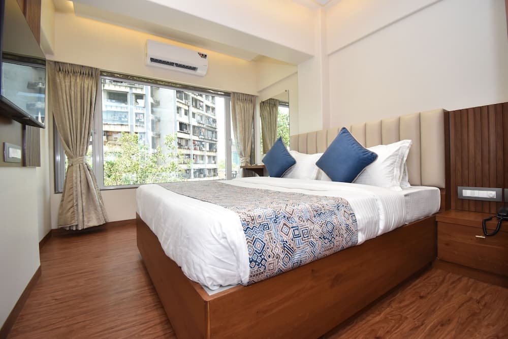 Hotel Kalpana Palace