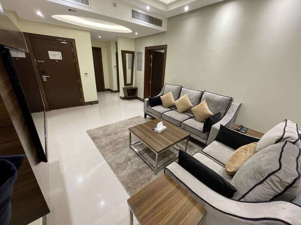 Private Luxury apartment - Al Hamra