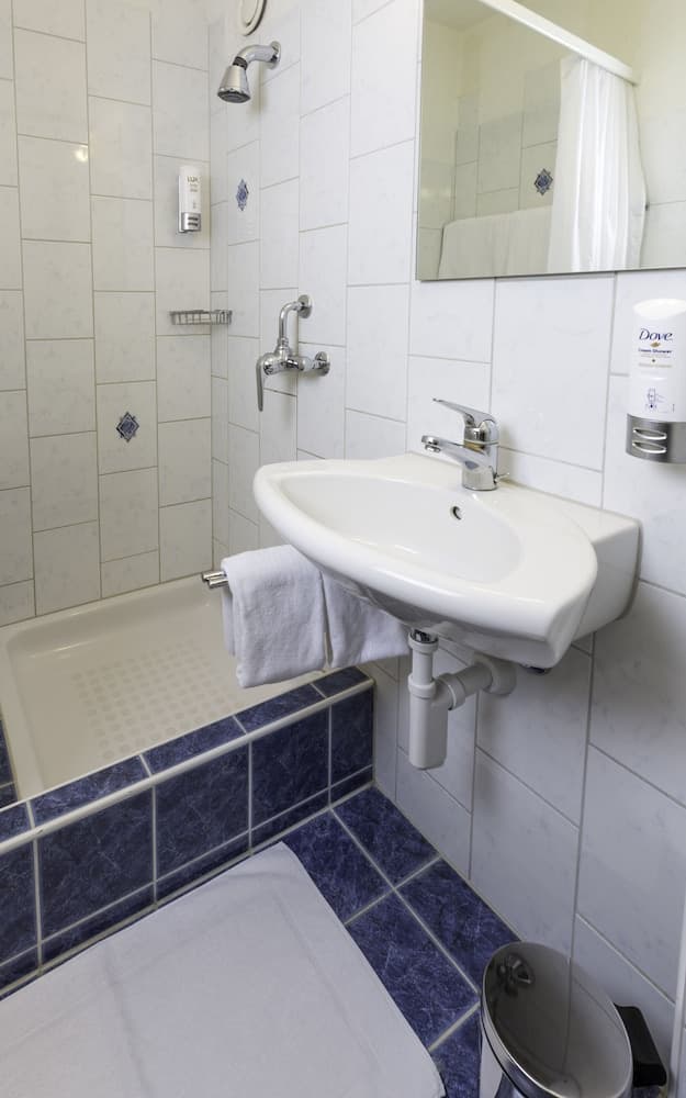 Apart-Hotel Zurich Airport