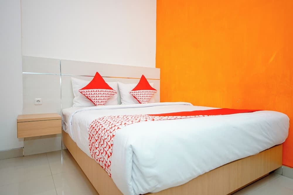 Townhouse Oak Palembang near Palembang Golf Club formerly KR Hotel