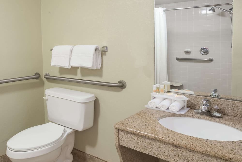 Days Inn by Wyndham Selma