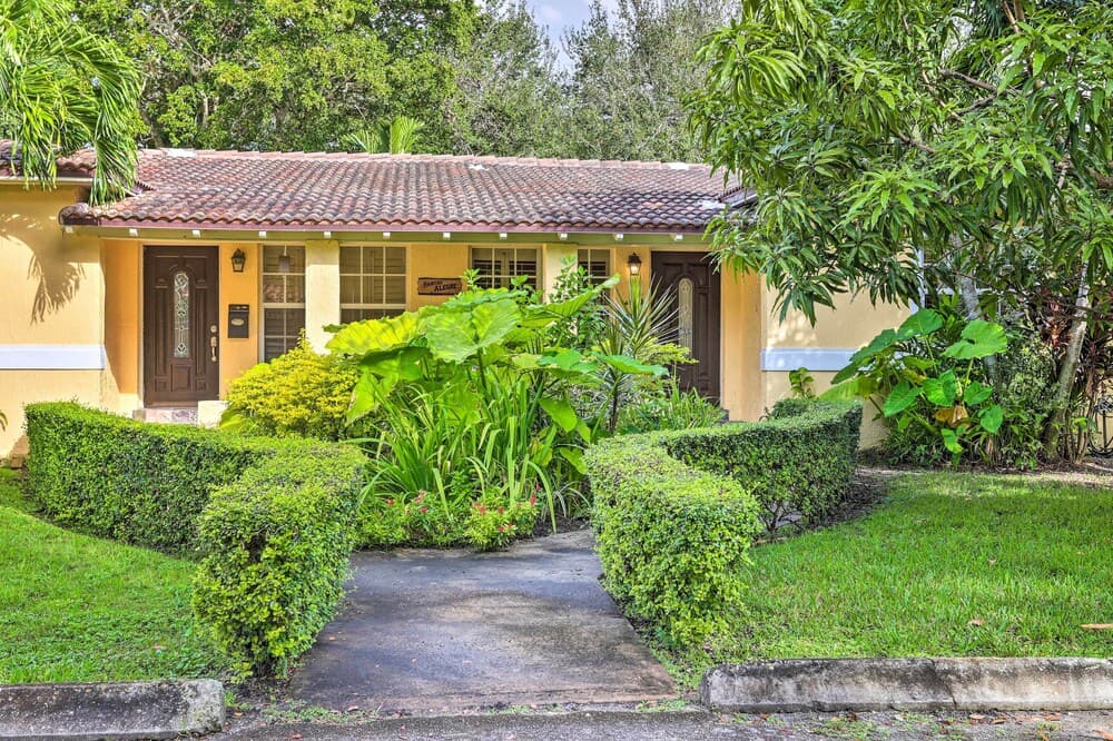 Biscayne Park Vacation Rental w/ Yard!