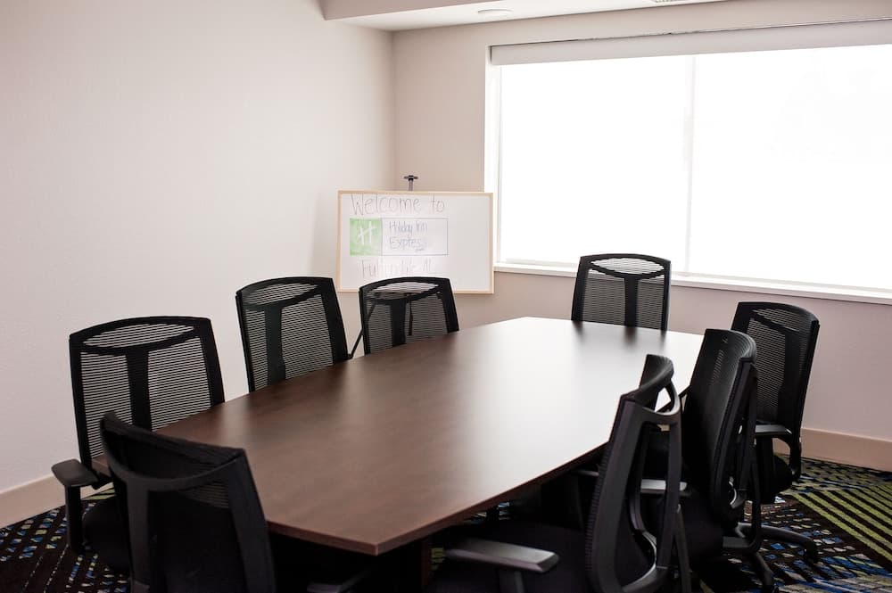 Holiday Inn Express & Suites- Birmingham North-Fultondale by IHG