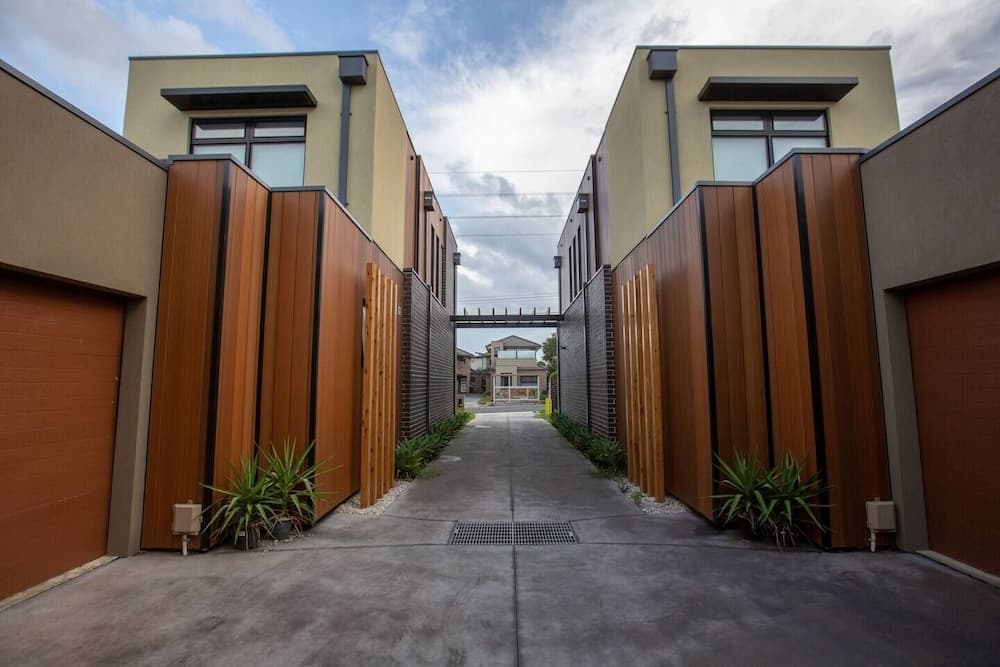 Impressive & Spacious new Townhouse@preston