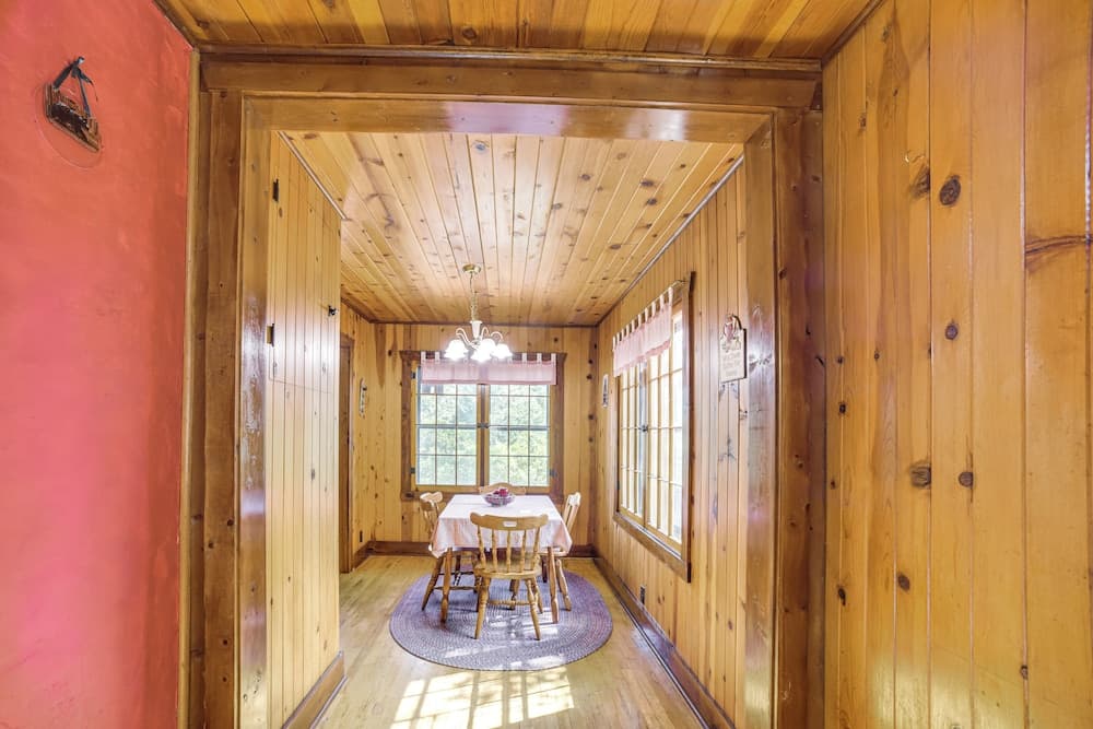 Mtn-view Cascade Cabin Near Garden of the Gods!