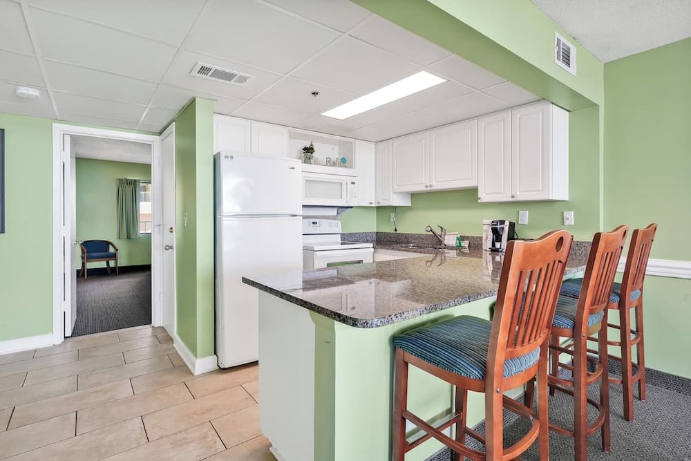 Sand Dunes Resort and Suites